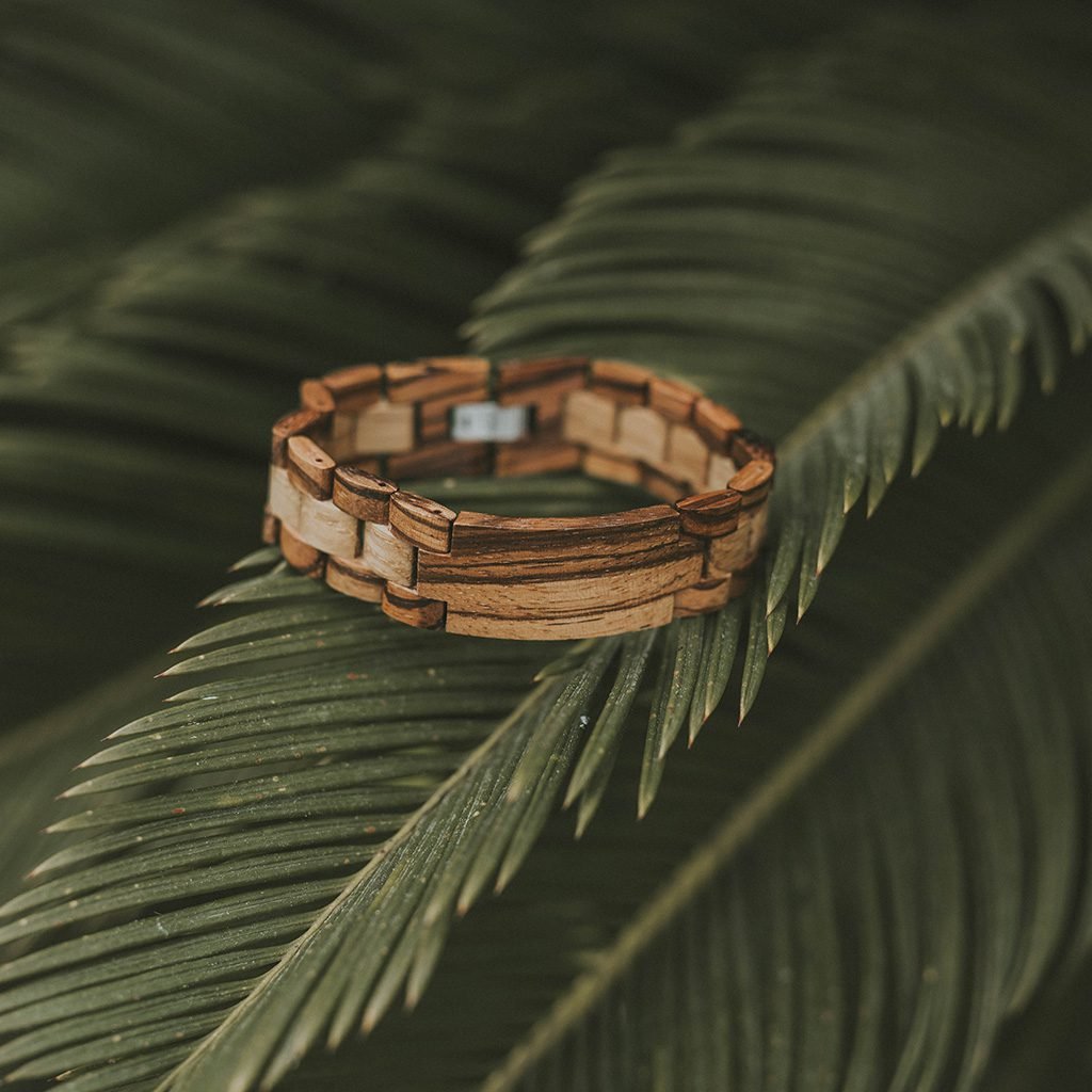 Pulsera de zebrano de madera