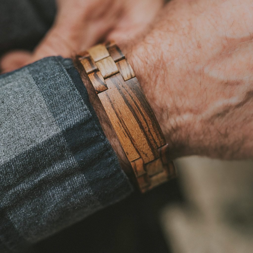 Pulsera de madera de zebrano