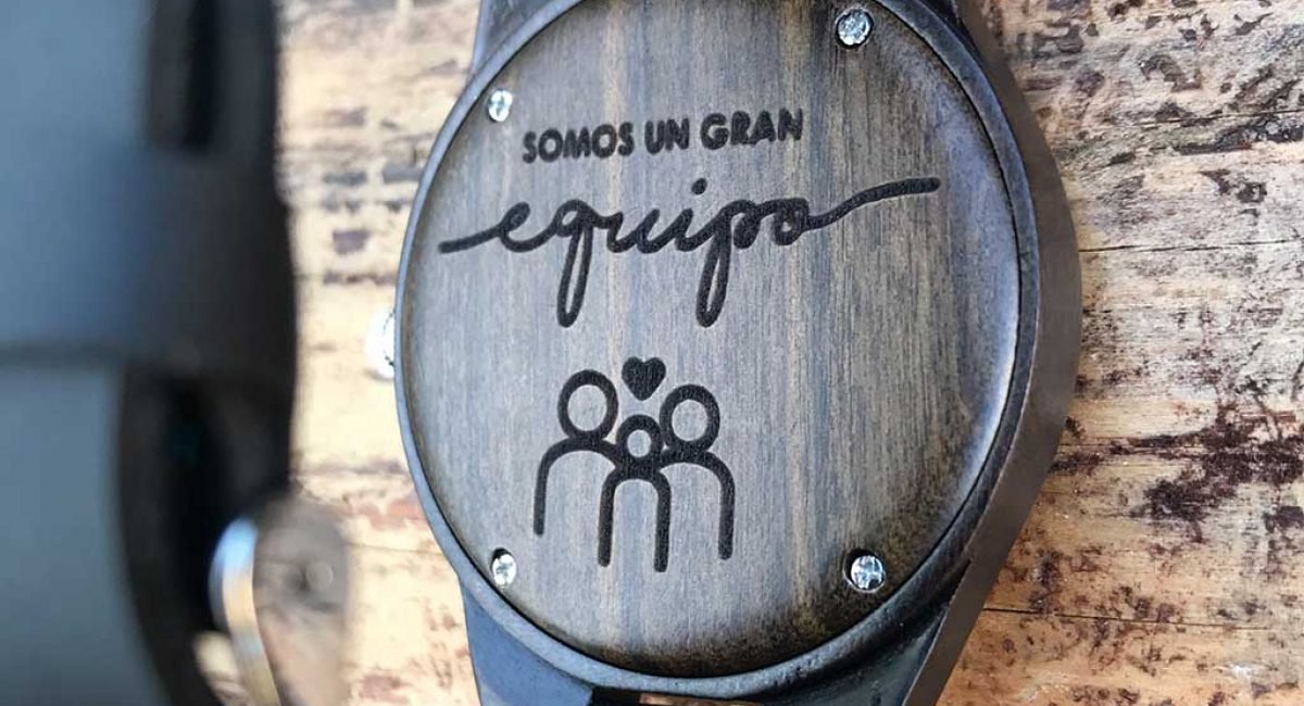 Reloj de madera personalizado Lemonte